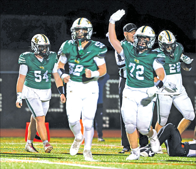 Hornet football advances to quarterfinals with 42-7 win over Marlboro